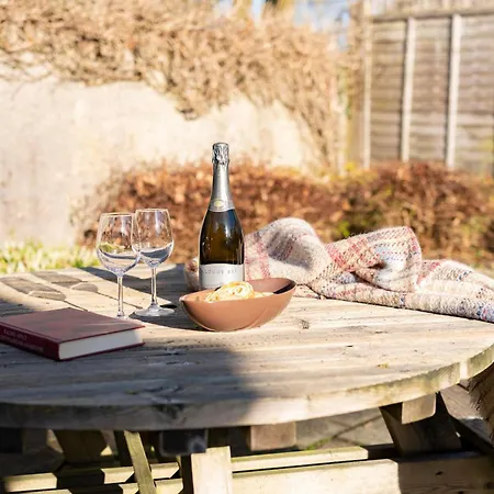 House - - Private Garden Windermere