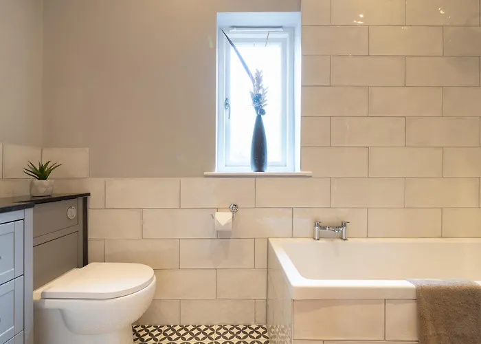 House - - Private Garden